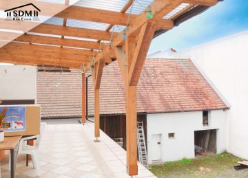 POTENTIAL: Zweifamilienhaus mit Baugrundstück in Oberhausen - Terrasse-Scheune-Innenhof